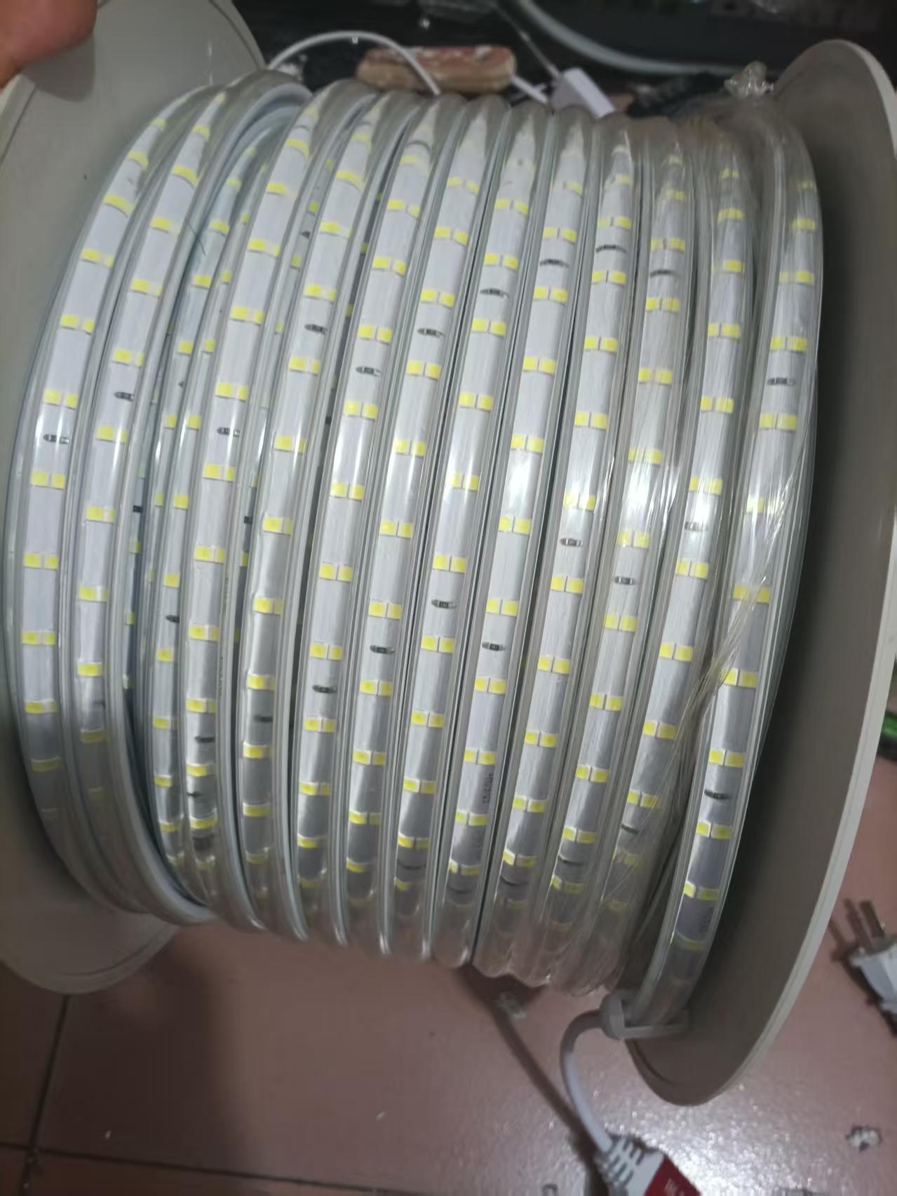 处理清仓弧面透镜双排120珠白光防水装饰led灯带100米